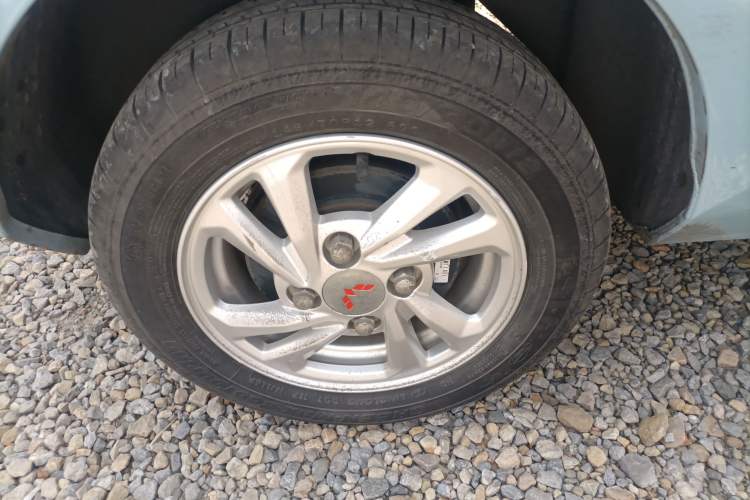 Used Wuling Hongguang MINIEV 2020 Enjoy Edition Lithium-Ion Battery Right Rear Wheel Hub