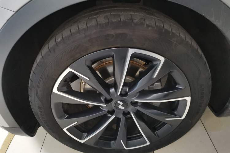 Used ONVO L60 2024 60 kWh Rear-Drive Version Exterior 4