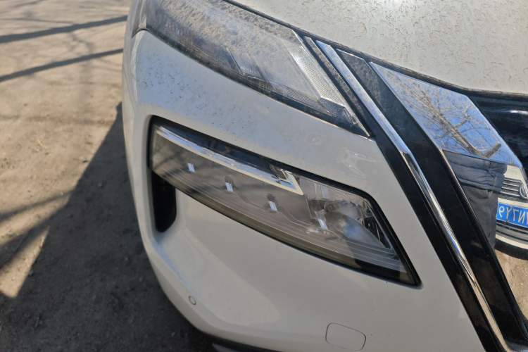 Used Nissan X-Trail 2021 VC-Turbo 300 CVT 2WD Luxury Edition Right Front Headlight