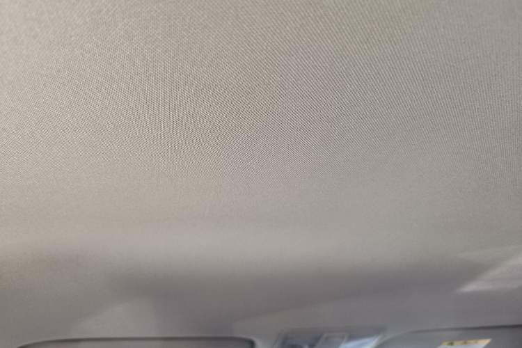 Used Kia Sportage R 2015 2.0L Manual Two-Wheel Drive GL Model
