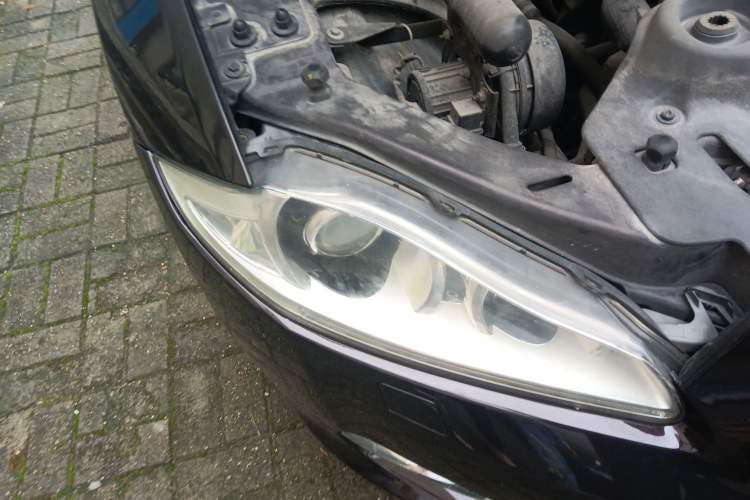 Used Jaguar XJ 2011 XJL 3.0 Panoramic Business Edition Right Front Headlight