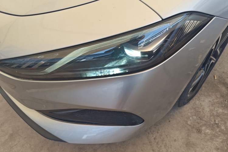 Used Roewe D7 2023 DMH 125km Flagship Edition