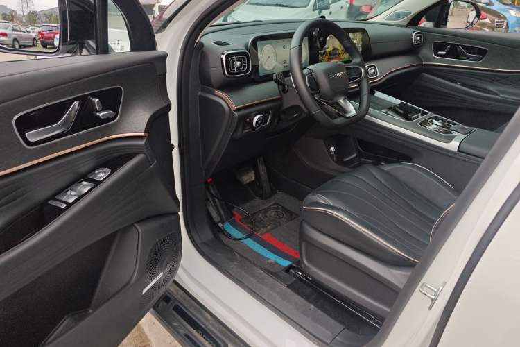 Used Chery Tiggo 9 2023 2.0T Dual-Clutch Two-Wheel Drive Leading Edition 5 Seats