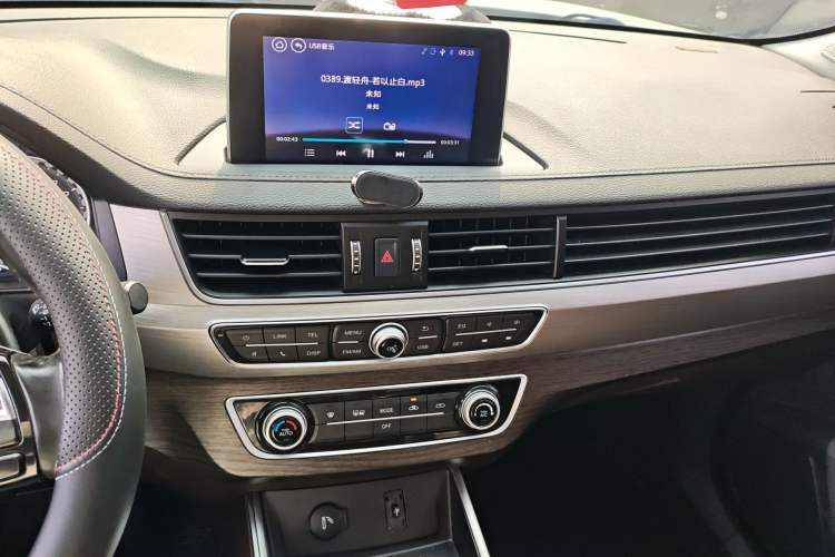 Used FORTHING Joyear X5 2017 Jingxiang Series 1.5T CVT Luxury Model
