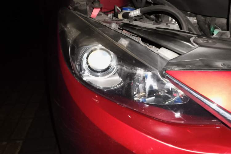 Used Mazda Mazda 3 Axela 2016 Sedan 1.5L Automatic Comfort Model
