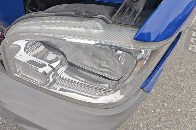 Used Wuling Zhiguang 2020 1.2L Practical Model China VI LSI Left Front Headlight