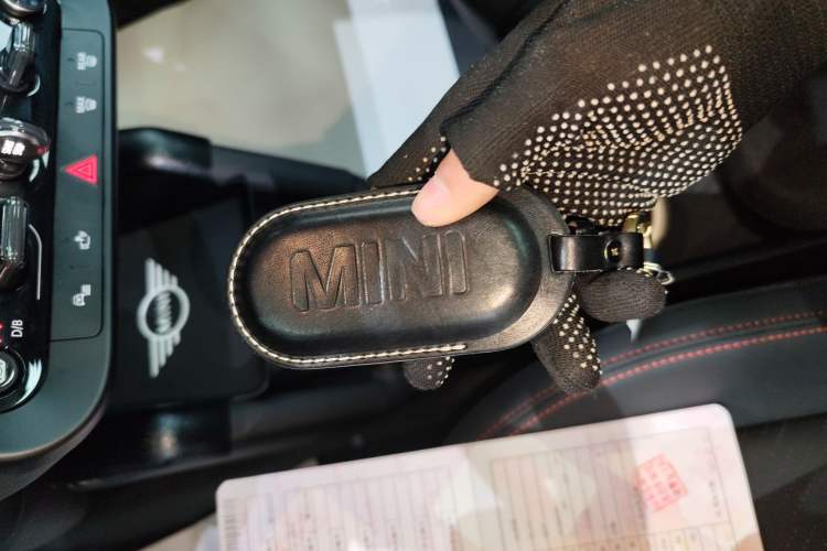 Used MINI Electric MINI COOPER 2024 452km COOPER SE Racing Driver