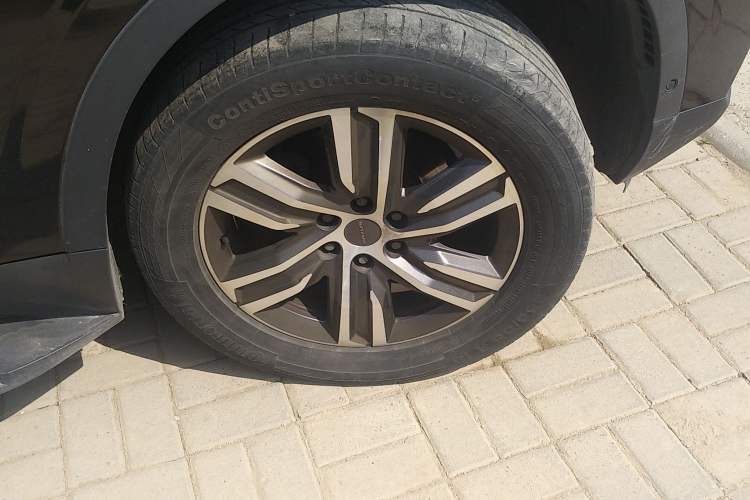 Used SAIC MAXUS D90 Pro 2020 2.0T Gasoline 4x4 Flagship Edition 6 Seats
