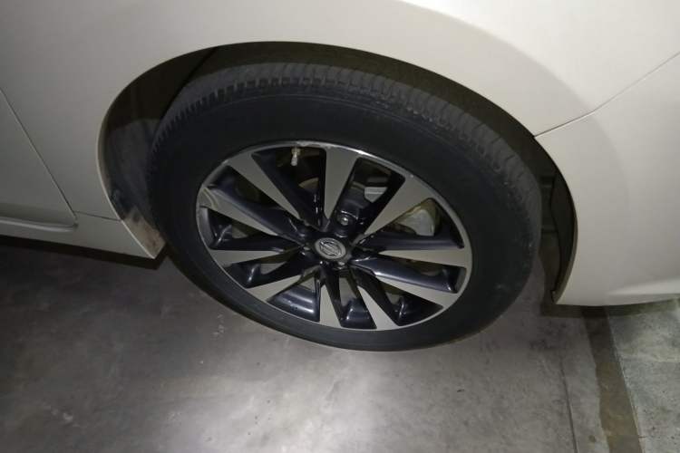 Used Nissan Teana 2016 2.0L XL-Upper Smart Edition Right Front Wheel Hub