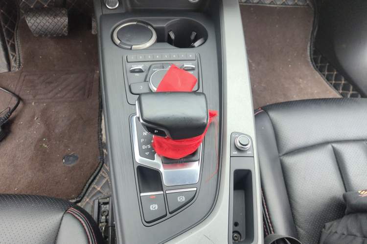 Used Audi A4L 2019 40 TFSI Ambition China VI