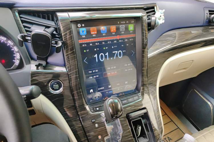 Used Toyota Alphard 2011 2.4L Luxury Edition Audio And AC Panel