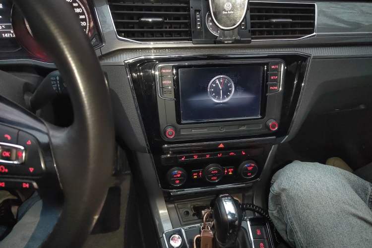 Used Volkswagen Passat 2017 330TSI DSG Luxury Edition