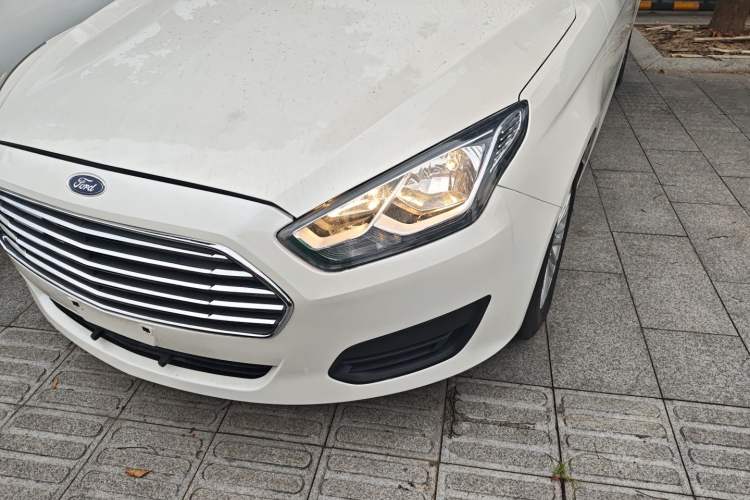 Used Ford Escort 2017 Revised Version 1.5L Manual Comfort Edition
