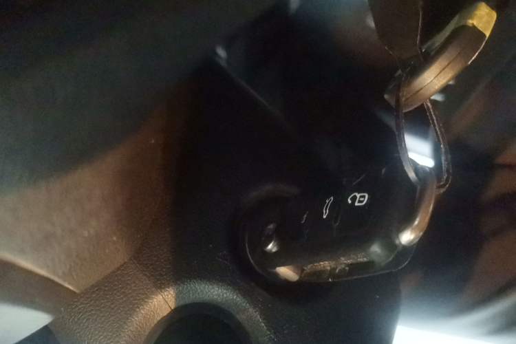 Used Volkswagen Jetta 2017 1.5L Manual Fashion Edition