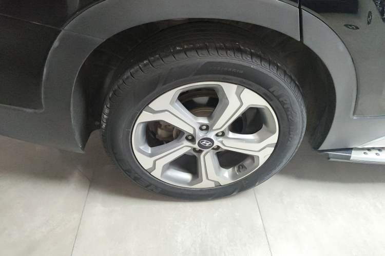 Used Hyundai Santa Fe 2020 380 TGDi Automatic Two-Wheel Drive GLS Luxury Edition Exterior 2