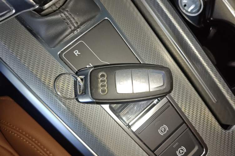 Used Audi A6L 2019 40 TFSI Luxury Prestige Edition
