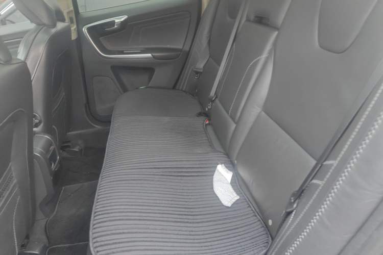 Used Volvo XC60 2011 2.0T Zhiya Edition