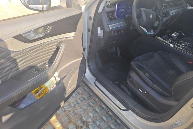 Used Hongqi HS5 2022 Revised Version 2.0T Smart Connect Flagship Edition
