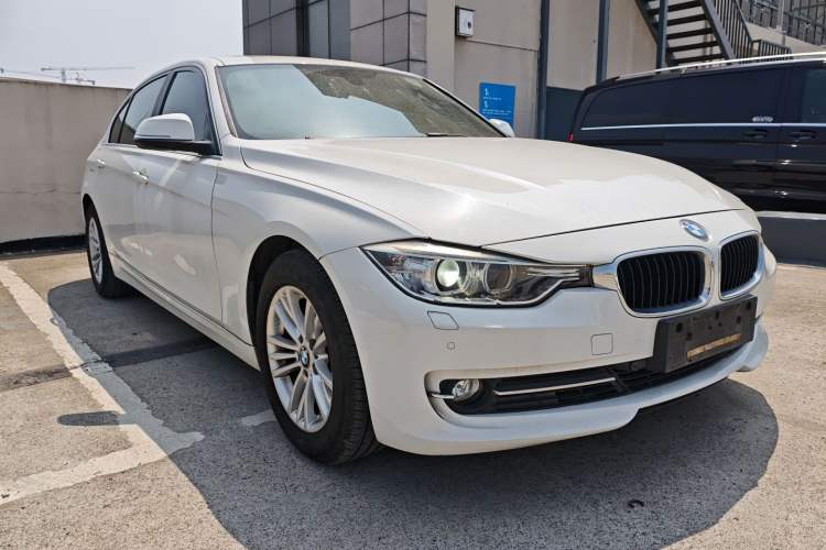 Used BMW 3 Series 2013 320Li Fashion Model
