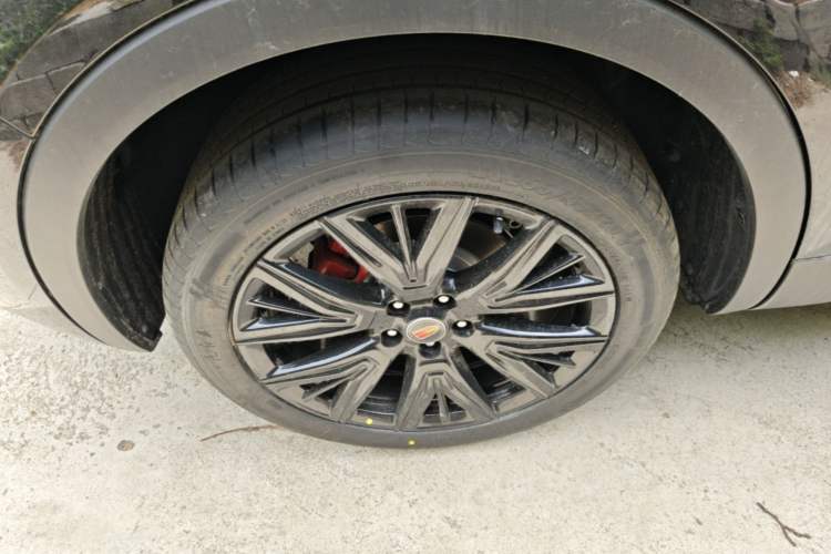 Used Hongqi HS5 2026 Model 2.0T Two-Wheel Drive Xuan Ying Edition
