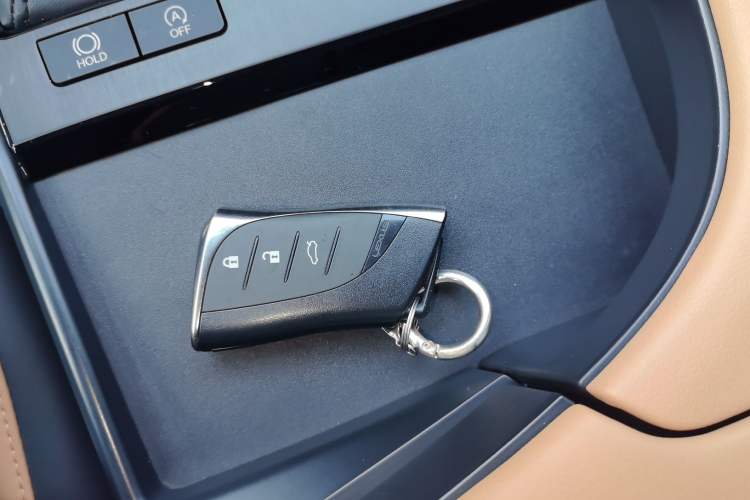 Used Lexus ES 2023 200 Excellence Edition