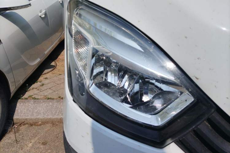 Used Iveco Eurocargo 2021 2.0T Manual Super-Rui Short Wheelbase Low-Roof Side-Hinged Door F1A
