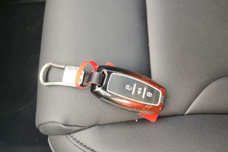 Used Haval H2 2016 Red Label 1.5T Manual Two-Wheel Drive Elite Model
