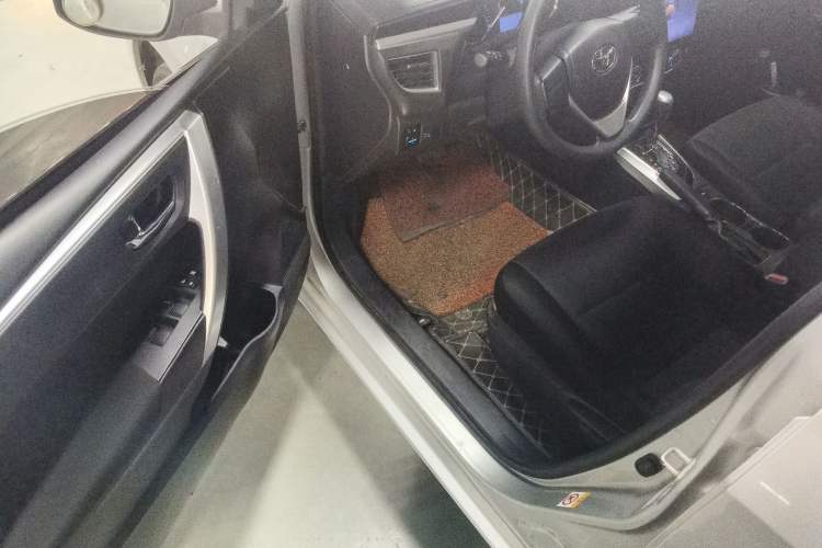 Used Toyota Corolla 2017 Revised Version 1.6L S-CVT GL