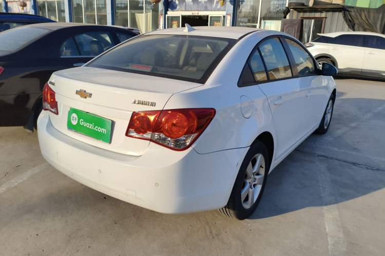 Used Chevrolet Cruze 2013 1.6L SE MT
