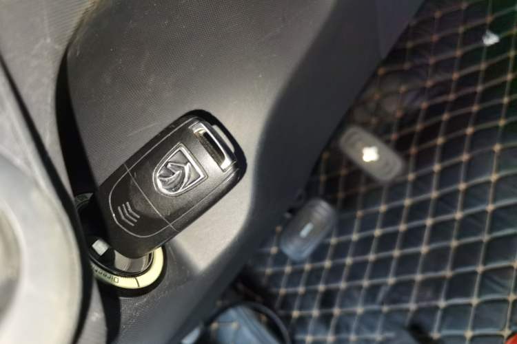 Used Baojun E200 2019 250KM Smart Drive Edition Vehicle Key