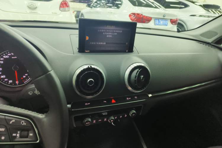 Used Audi A3 2019 Limousine 35 TFSI Fashion Edition China V standard
