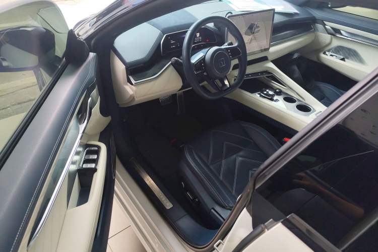 Used Zeekr 001 2023 WE Edition 100 kWh
