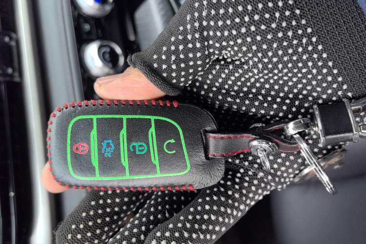 Used CHANGAN CS95 2021 2.0T Two-Wheel Drive Luxury Version
