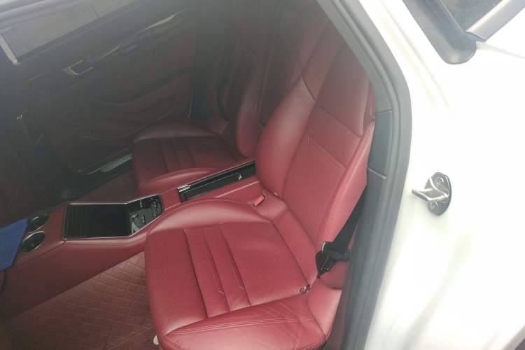 Used Porsche Panamera 2017 Panamera 4 E-Hybrid Executive Long Wheelbase 2.9T
