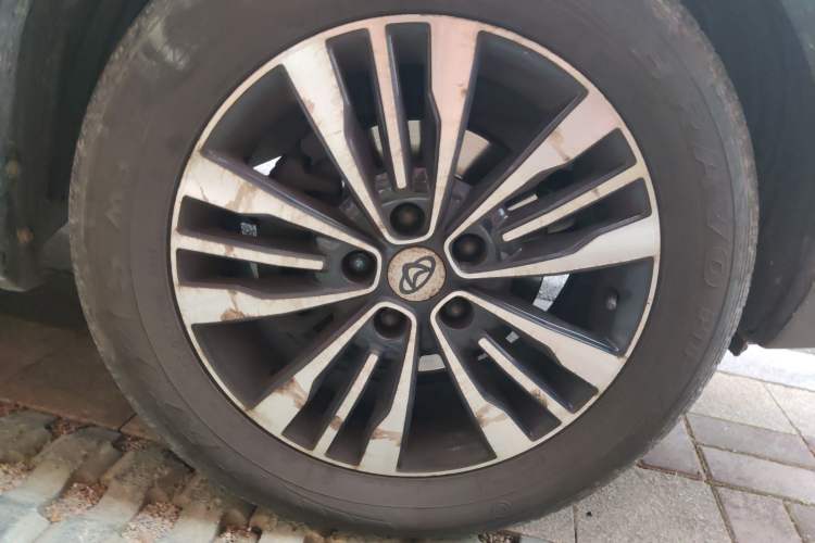 Used CHANGAN OSHAN CX70 2017 CX70T 1.5T Manual High-Performance Edition Right Front Wheel Hub