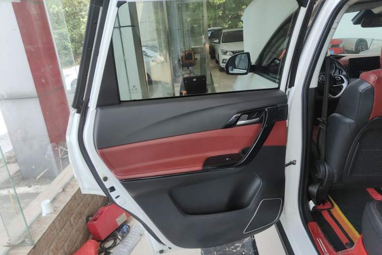 Used FORTHING T5 2018 230T CVT Smart Enjoyment Version