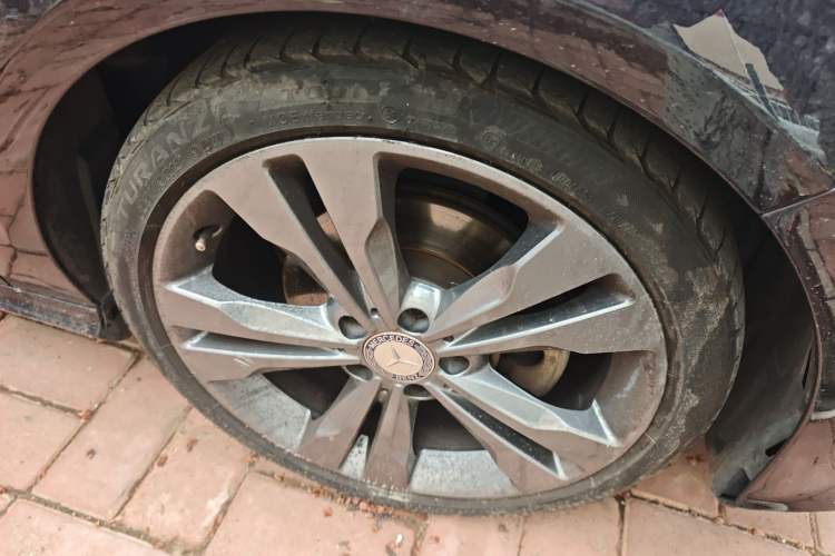Used Mercedes-Benz CLA 2016 CLA 200 Sport Edition Right Front Wheel Hub