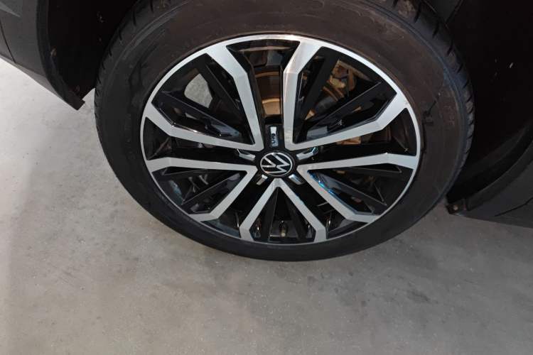 Used Volkswagen T-ROC 2021 280TSI DSG Two-Wheel Drive Comfort Connect Edition
