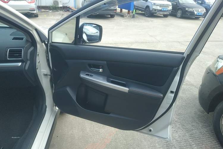 Used Subaru XV 2016 2.0i Ambition Edition