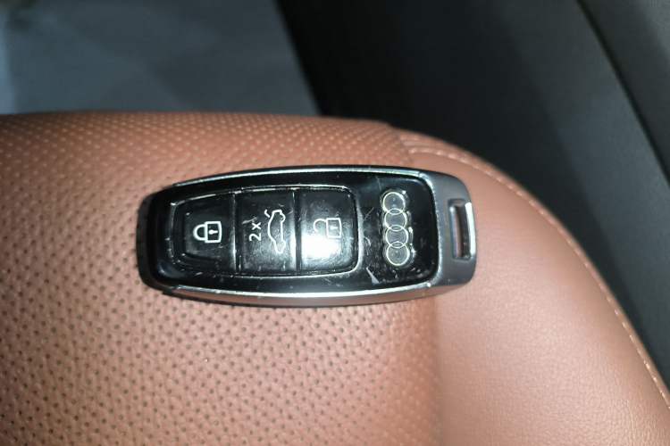 Used Audi Q7 2022 55 TFSI quattro S line Sport model Interior 1