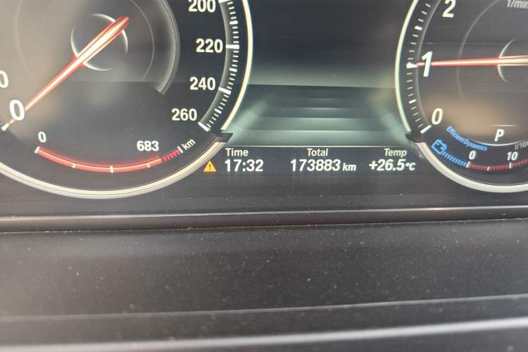 Used BMW 7 Series 2013 730Li Luxury Model Odometer Close Up