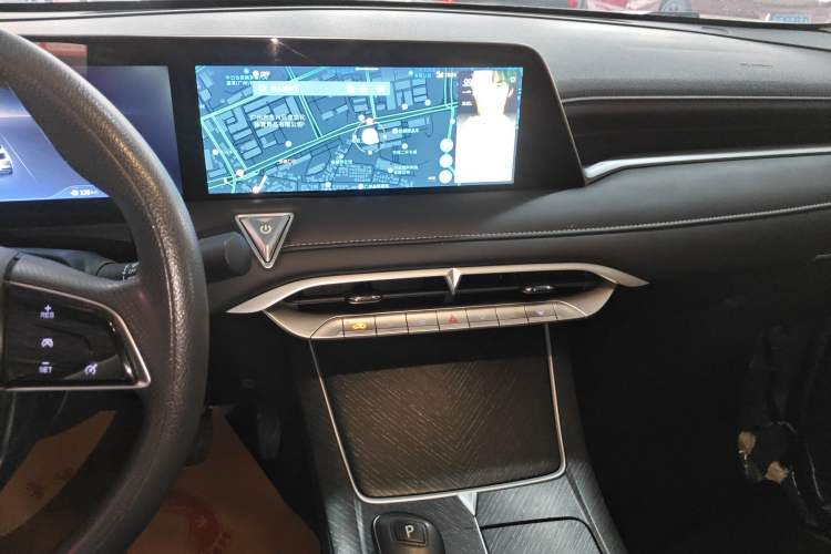 Used Venucia V 2021 260T Idol Edition