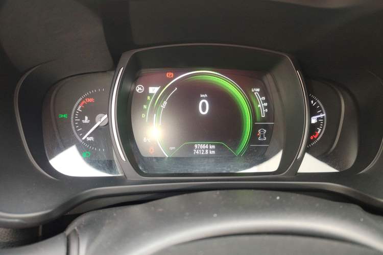 Used Renault Kadjar 2017 2.0L Two-Wheel Drive Comfort Edition
