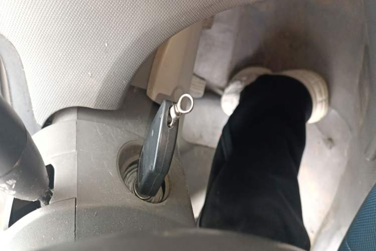 Used Chevrolet Sail 2013 Sedan 1.2L Manual Warm Edition