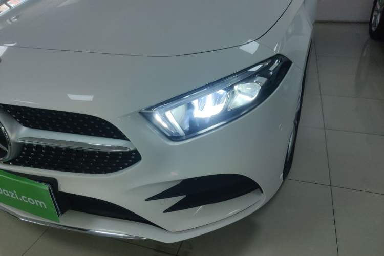 Used Mercedes-Benz A-Class 2022 Restyled A 200 L Sport Sedan Fashion Version Left Front Headlight