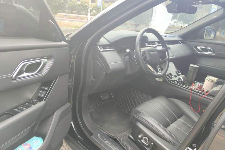 Used Land Rover Range Rover Velar 2022 250 PS Sparkling Heritage Edition
