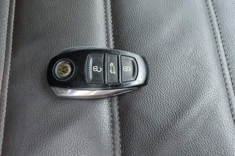 Used Volkswagen Touareg 2011 3.0 TDI Diesel Standard Version