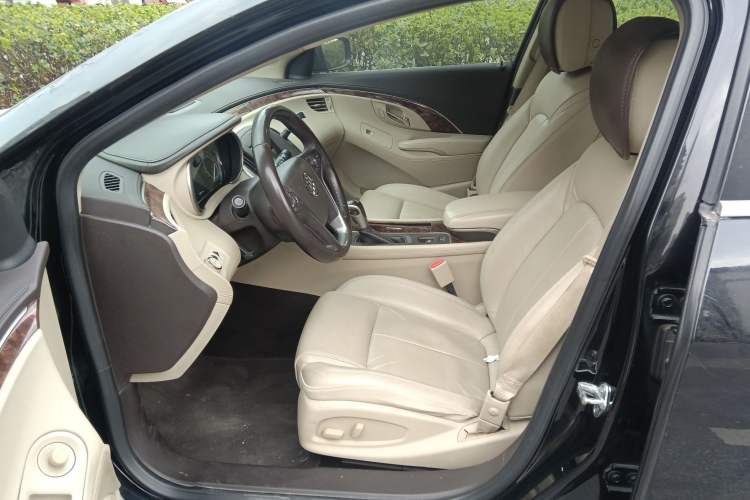 Used Buick LaCrosse 2013 2.4L SIDI Leading Comfort Version
