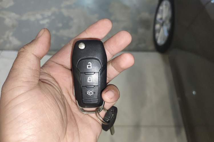 Used Ford Escort 2015 1.5L Automatic Fashion Model