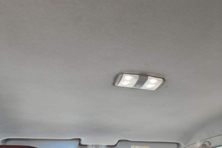 Used Leopaard Q6 2015 2.4L Manual 4x4 Excellence Edition
